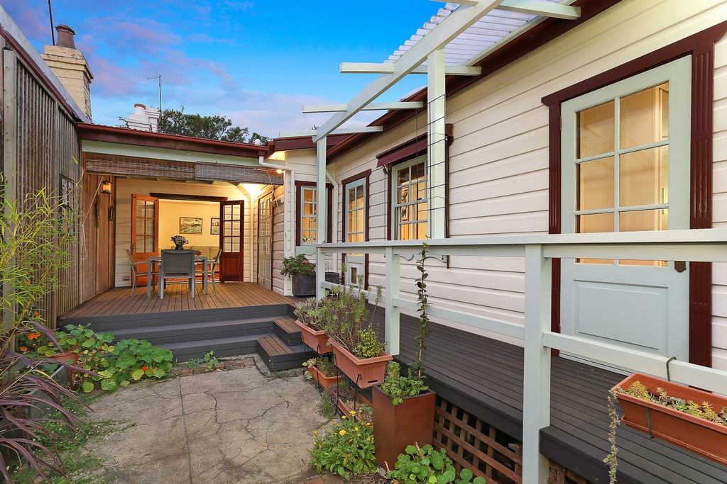 4 James Street, Leichhardt Sold by Hudson McHugh - image 1