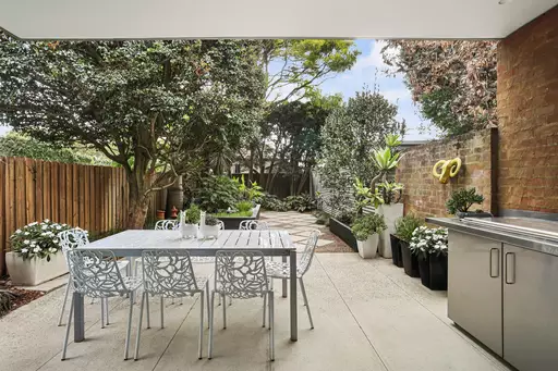 56a Annesley Street, Leichhardt Sold by Hudson McHugh