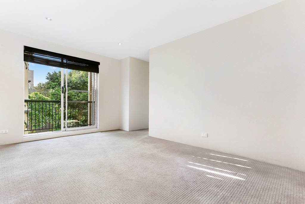 14/268 Glebe Point Road, Glebe Leased by Hudson McHugh - image 1