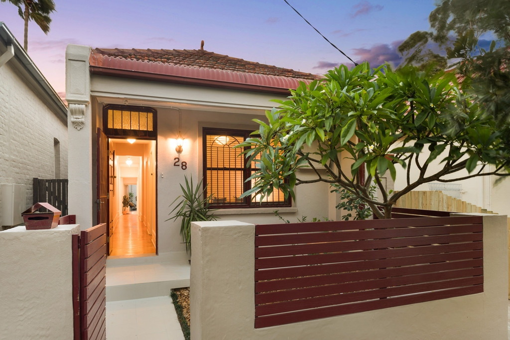 28 Cromwell Street, Leichhardt Sold by Hudson McHugh - image 1