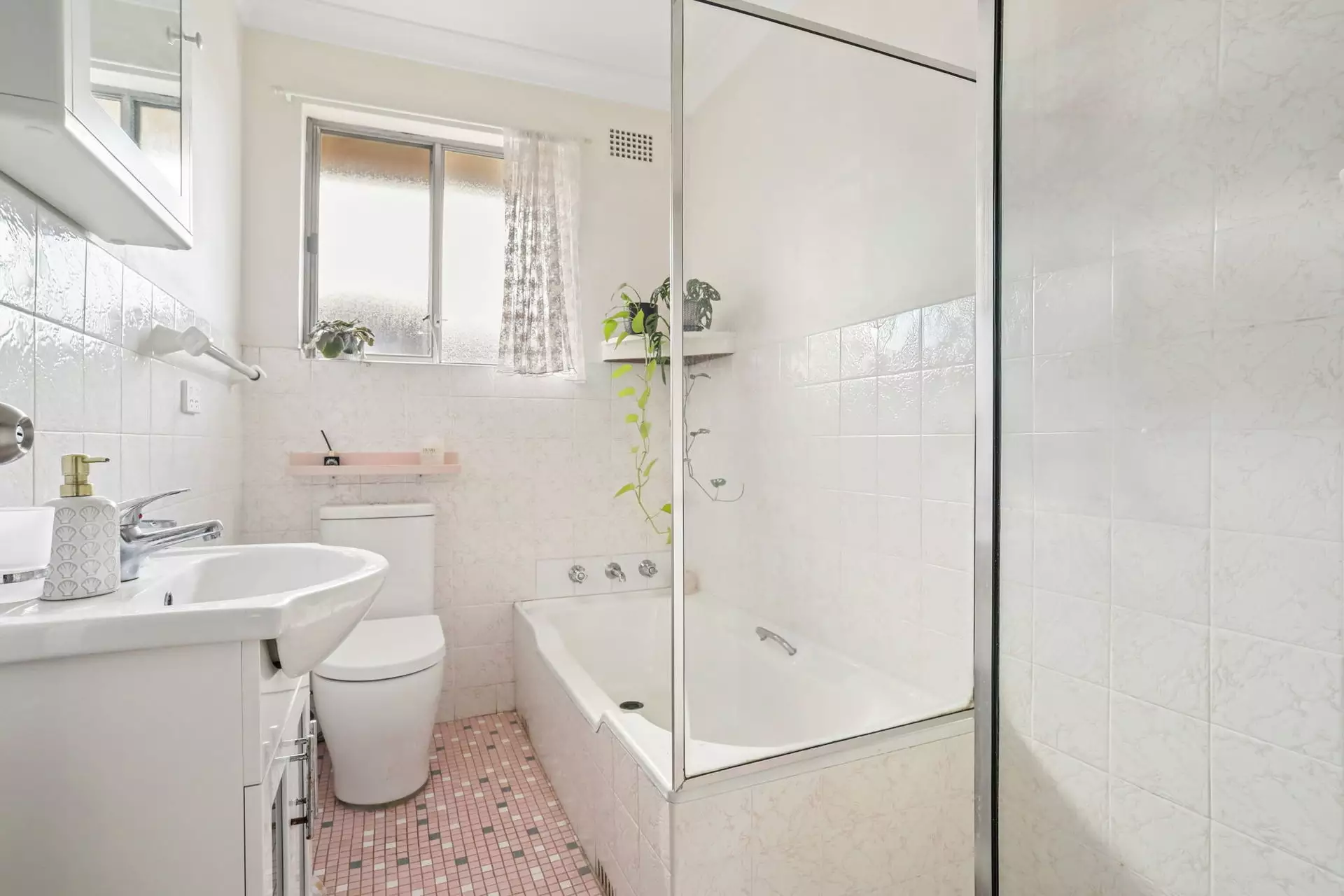 7/4 Church Street, Ashfield Auction by Hudson McHugh - image 1