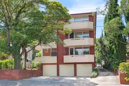 1/7 The Avenue, Ashfield Sold by Hudson McHugh
