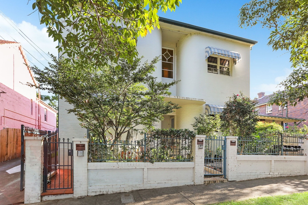 3/8 Kensington Road, Summer Hill Sold by Hudson McHugh - image 1