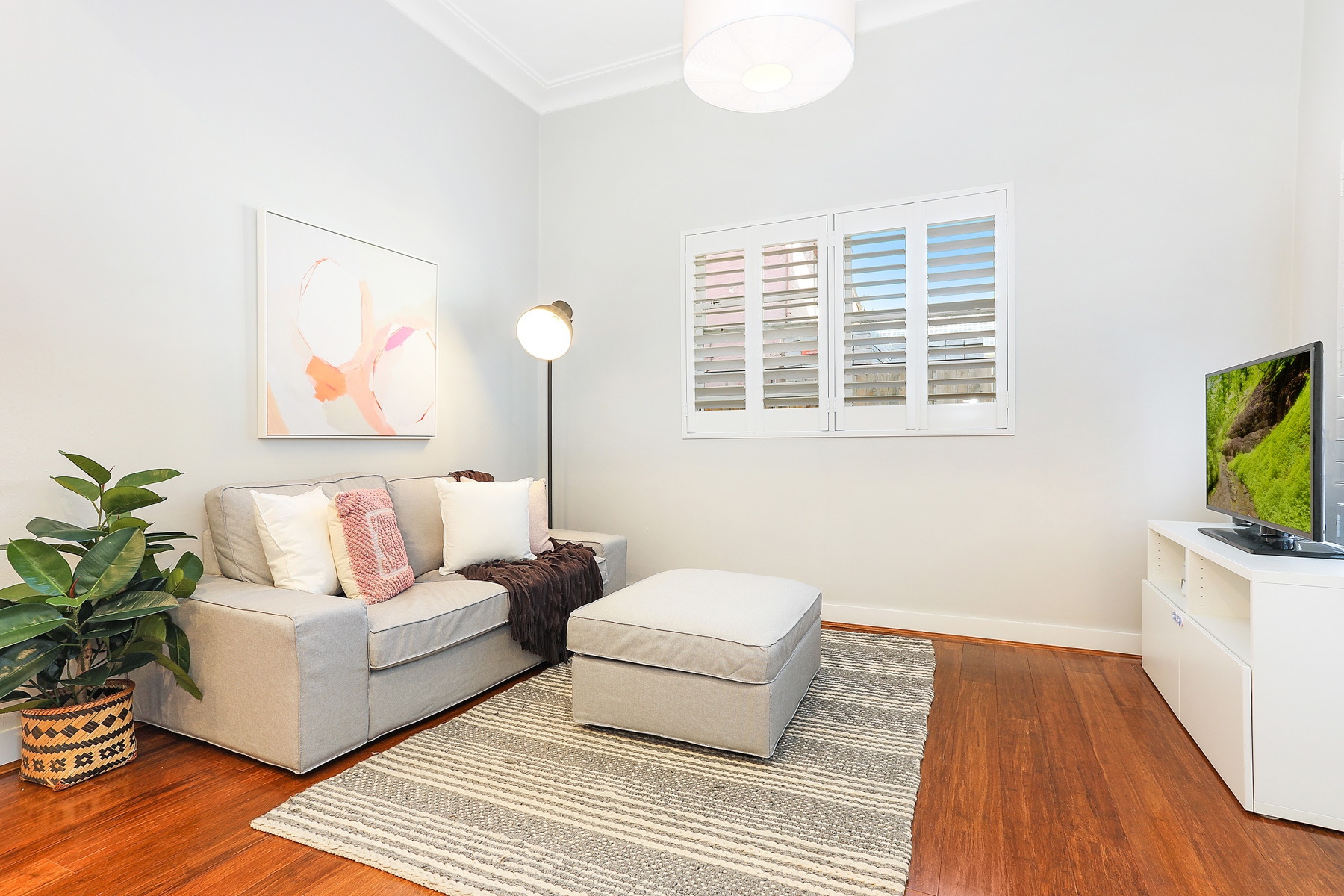 3/8 Kensington Road, Summer Hill Sold by Hudson McHugh - image 1