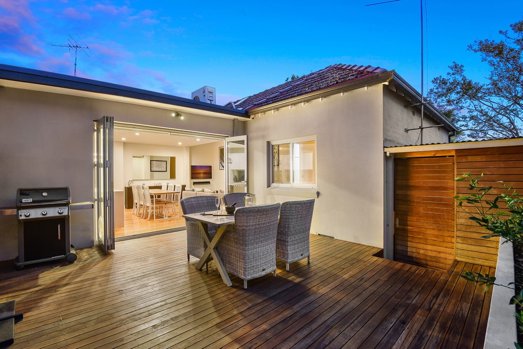 87 Carlisle Street, Leichhardt Sold by Hudson McHugh - image 1