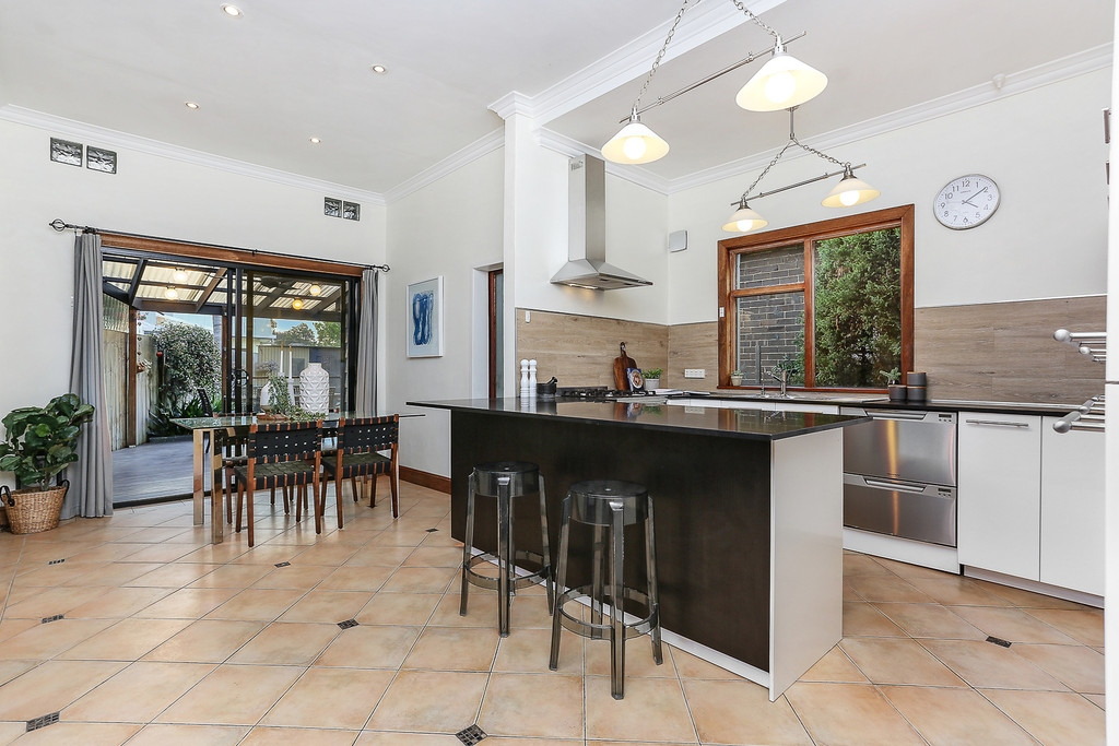 98 Windsor Road, Dulwich Hill Sold by Hudson McHugh - image 1