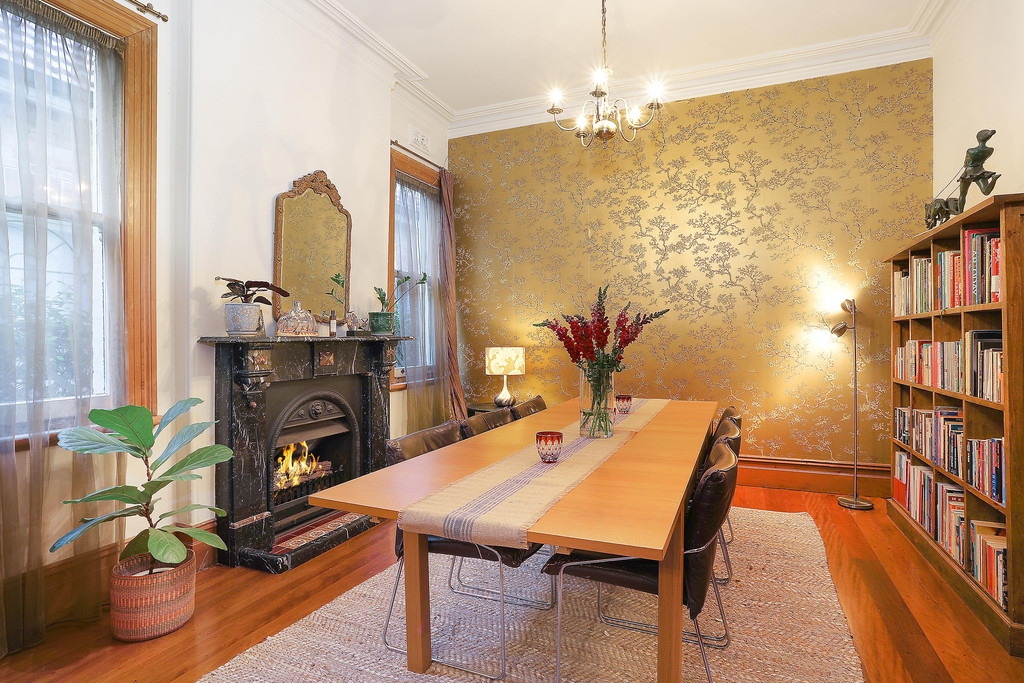 16 John Street, Petersham Sold by Hudson McHugh - image 1