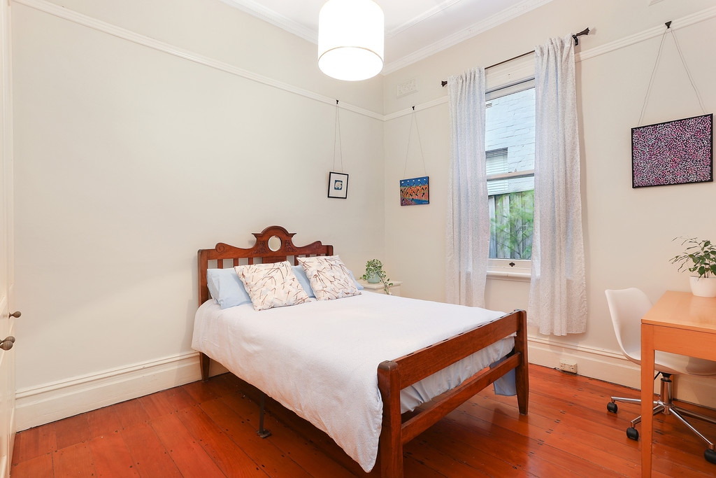 16 John Street, Petersham Sold by Hudson McHugh - image 1