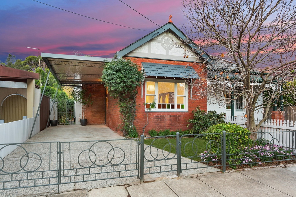 23 Hawthorne Parade, Haberfield Sold by Hudson McHugh - image 1