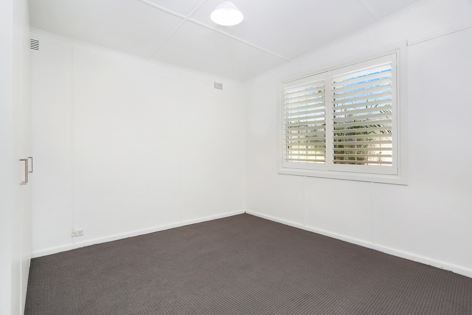 39 Rofe Street, Leichhardt Leased by Hudson McHugh - image 1