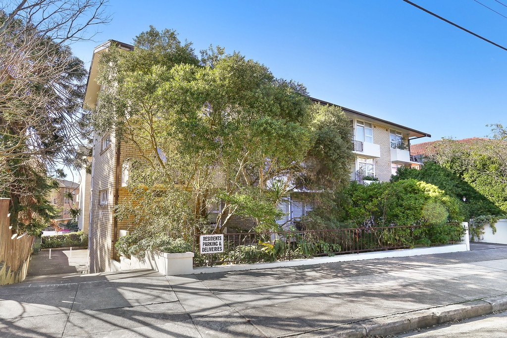 21/23-25 Gower Street, Summer Hill Sold by Hudson McHugh - image 1