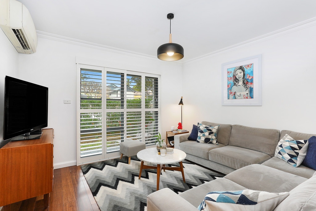 13/8-26 Darley Road (Access Via Allen St), Leichhardt Sold by Hudson McHugh - image 1