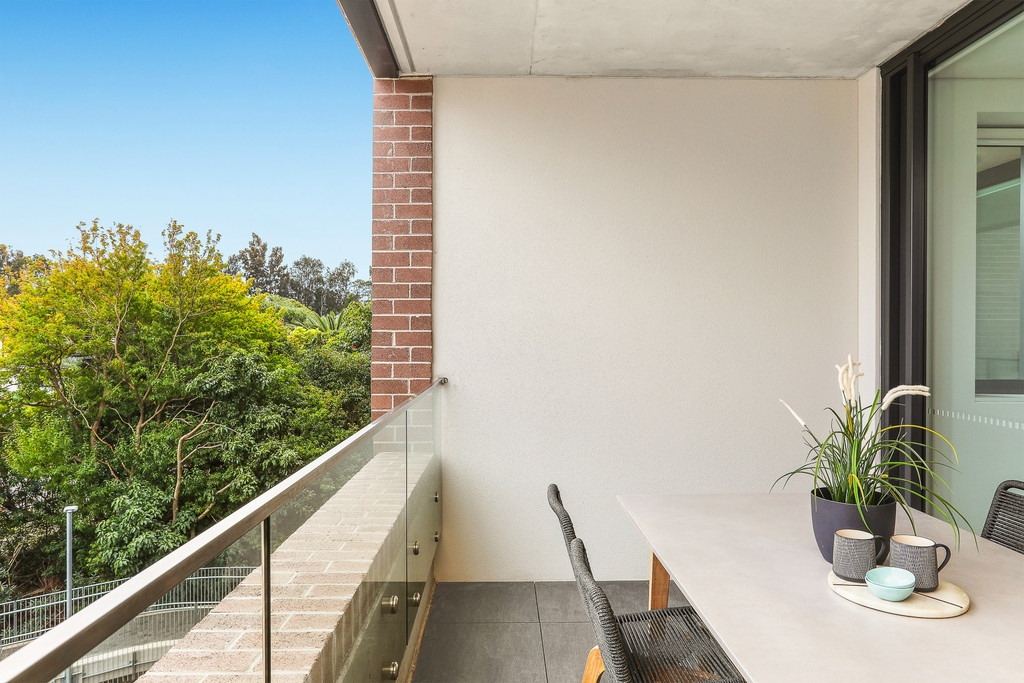 307/2 Malthouse Way (entry Via Smith Street), Summer Hill Sold by Hudson McHugh - image 1