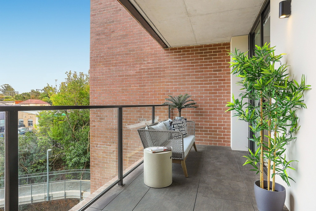 307/2 Malthouse Way (entry Via Smith Street), Summer Hill Sold by Hudson McHugh - image 1