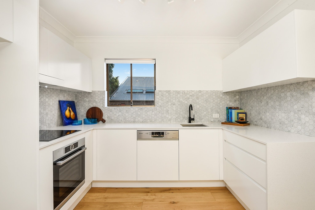 5/27 Macquarie Street, Leichhardt Sold by Hudson McHugh - image 1