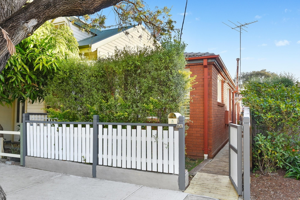 16a James Street, Leichhardt Sold by Hudson McHugh - image 1