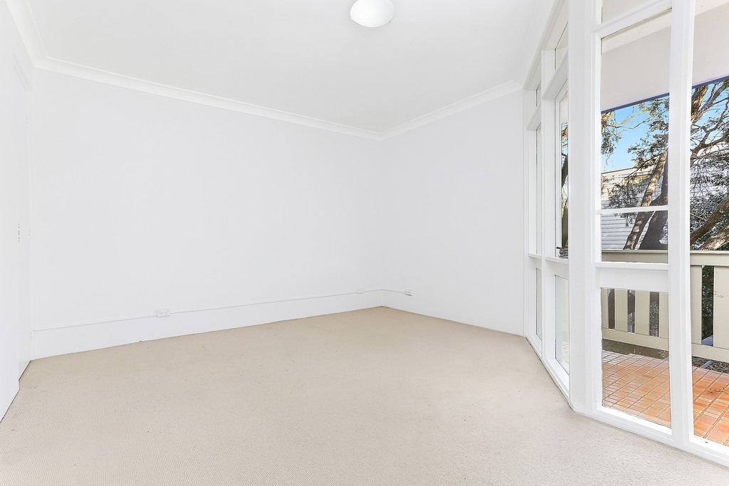 2/83 Foster Street, Leichhardt Sold by Hudson McHugh - image 1