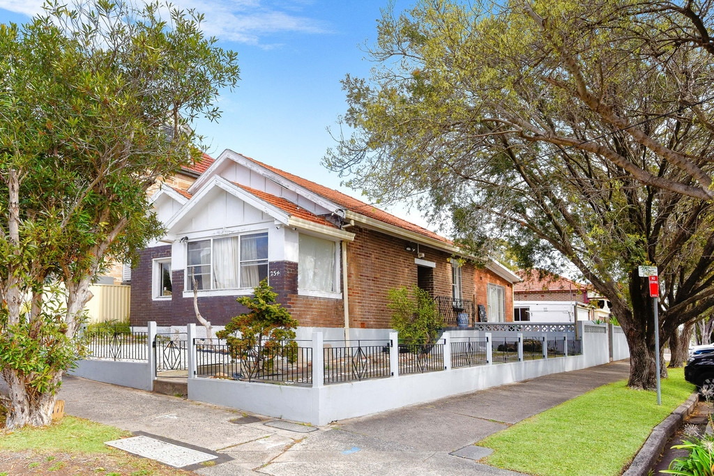 254 Flood Street, Leichhardt Sold by Hudson McHugh - image 1