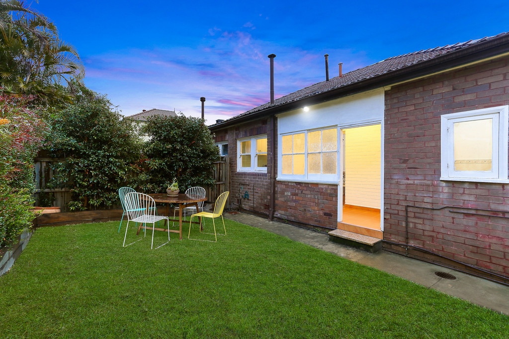 29 Lucy Street, Ashfield Sold by Hudson McHugh - image 1