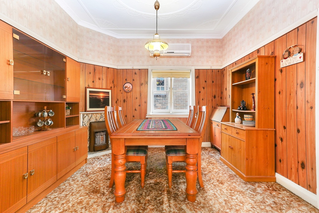 28 Hugh Avenue, Dulwich Hill Sold by Hudson McHugh - image 1