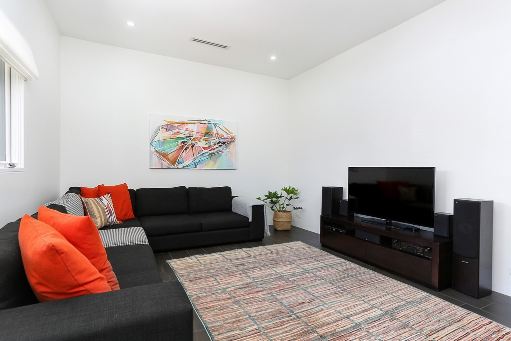 54 Day Street, Leichhardt Sold by Hudson McHugh - image 1