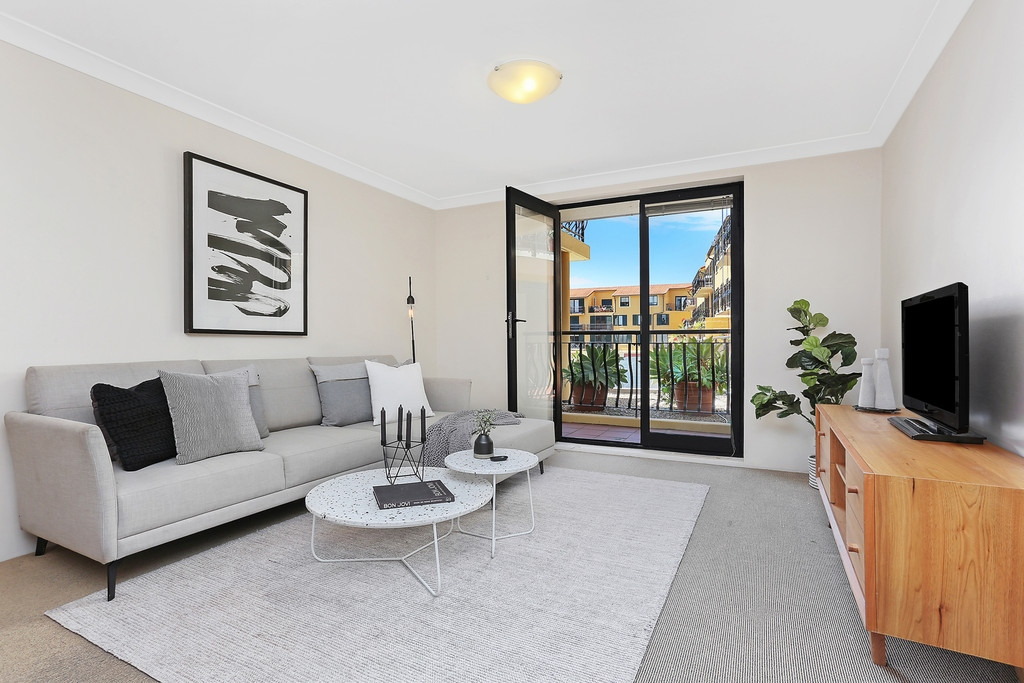 84 Carlisle Street, Leichhardt Sold by Hudson McHugh - image 1