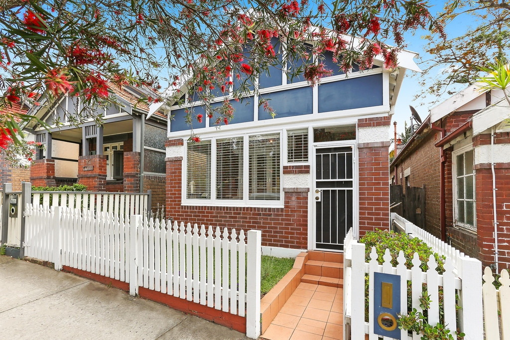 16 Foster Street, Leichhardt Sold by Hudson McHugh - image 1