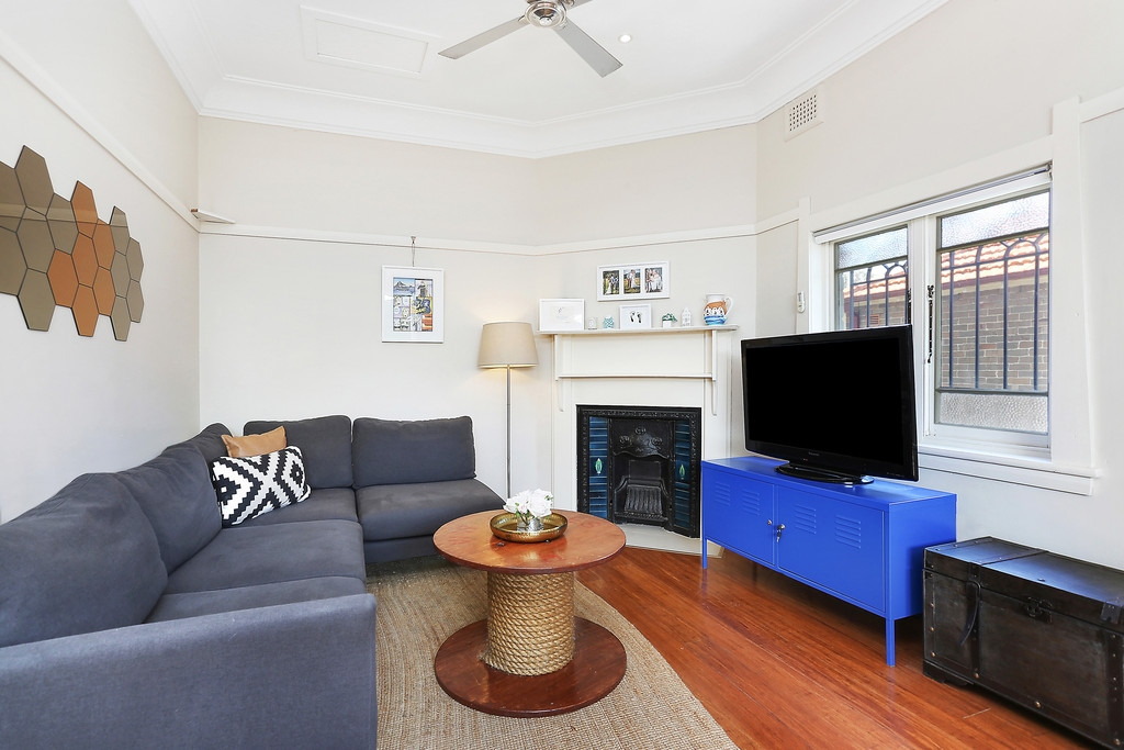 3 Athol Street, Leichhardt Sold by Hudson McHugh - image 1