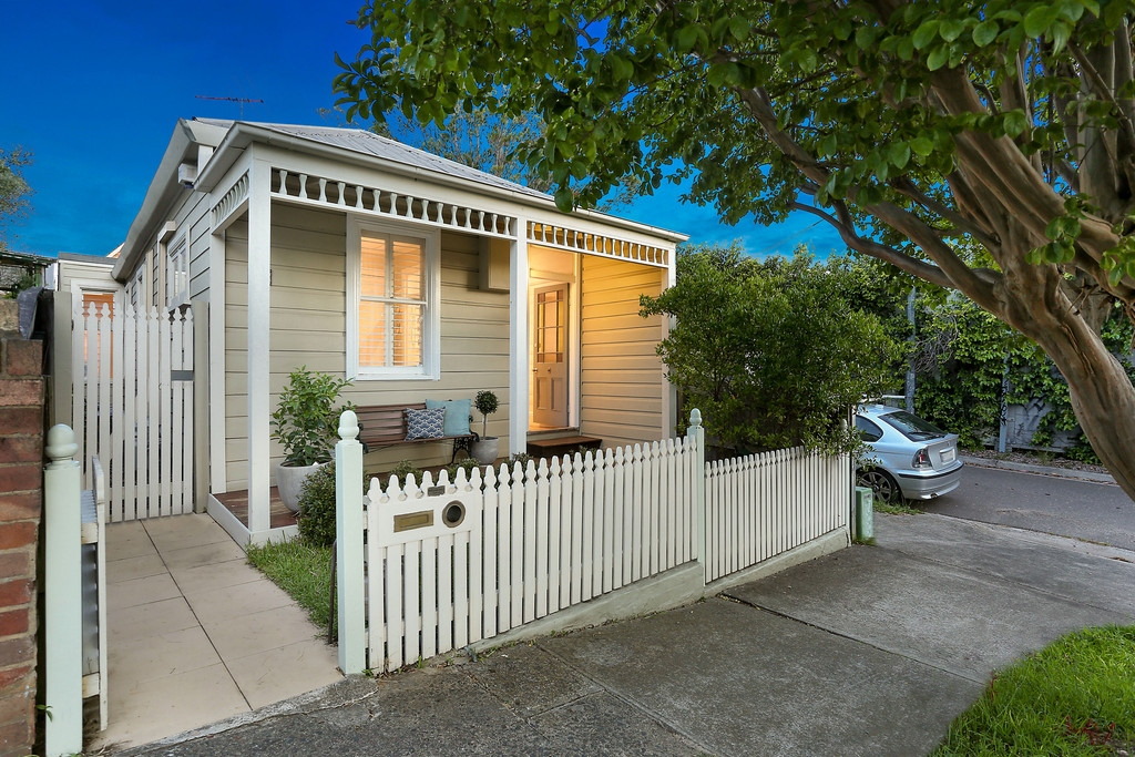 133 Francis Street, Lilyfield Sold by Hudson McHugh - image 1