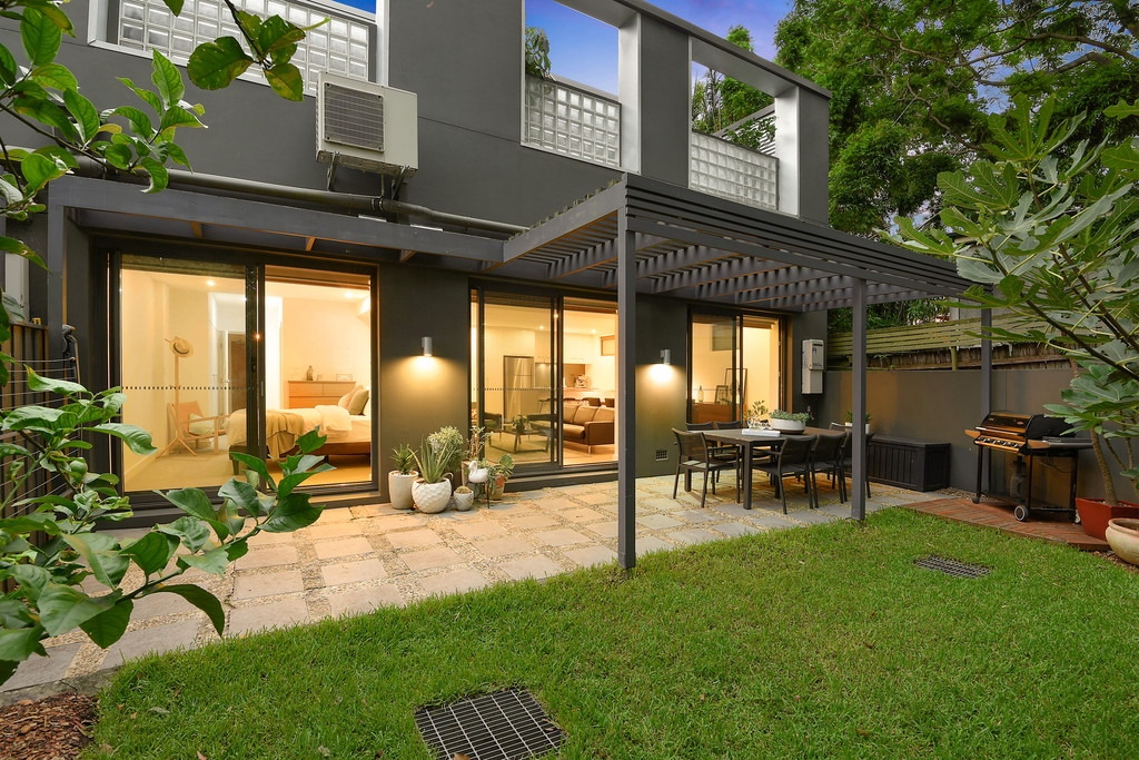 4/19 Beeson Street, Leichhardt Sold by Hudson McHugh - image 1