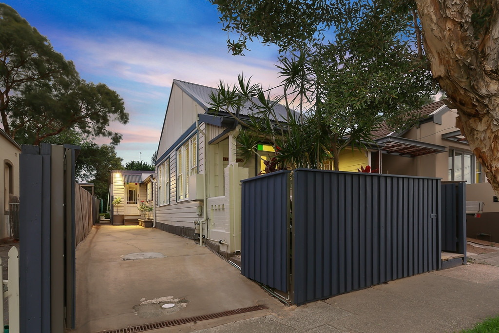 58 Allen Street, Leichhardt Sold by Hudson McHugh - image 1