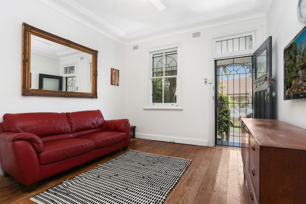 3 Macquarie Street, Annandale Sold by Hudson McHugh - image 1