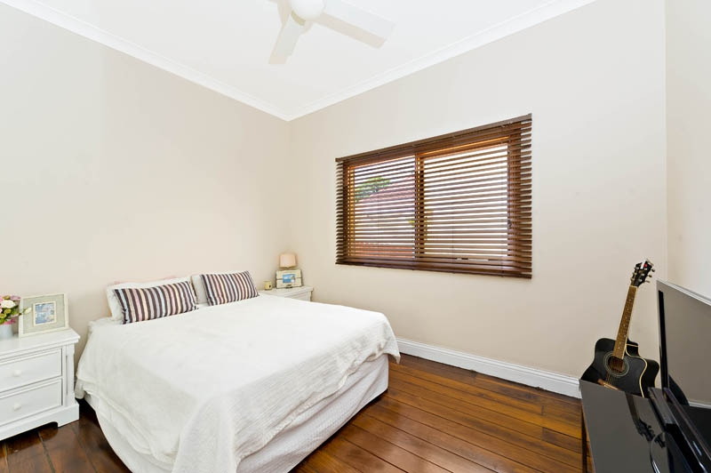 71 Balmain Road, Leichhardt Sold by Hudson McHugh - image 1