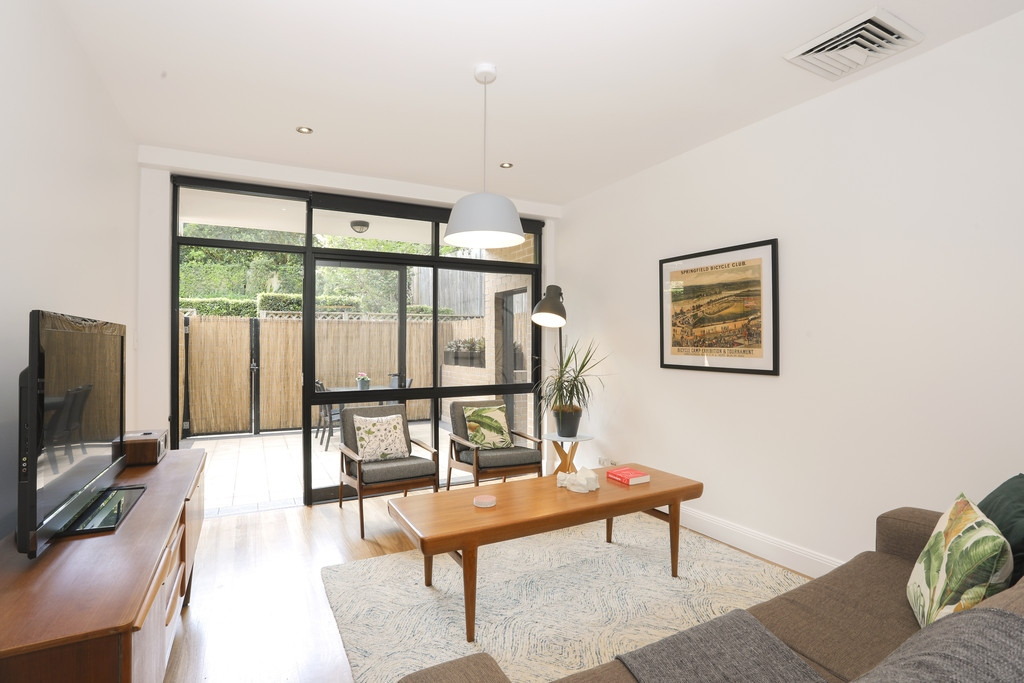 4/13 Moore Lane, Lilyfield Leased by Hudson McHugh - image 1