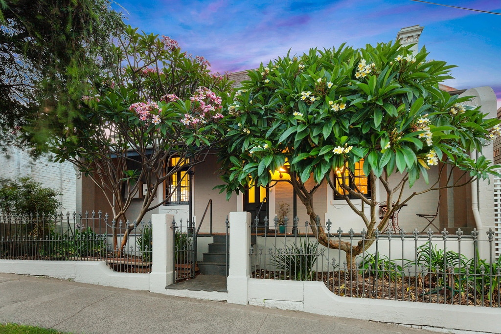 262 Catherine Street, Leichhardt Sold by Hudson McHugh - image 1