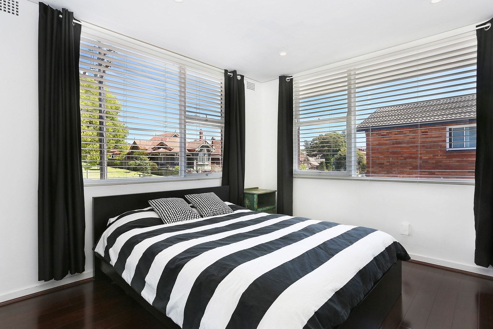 15/151A Smith Street, Summer Hill Sold by Hudson McHugh - image 1