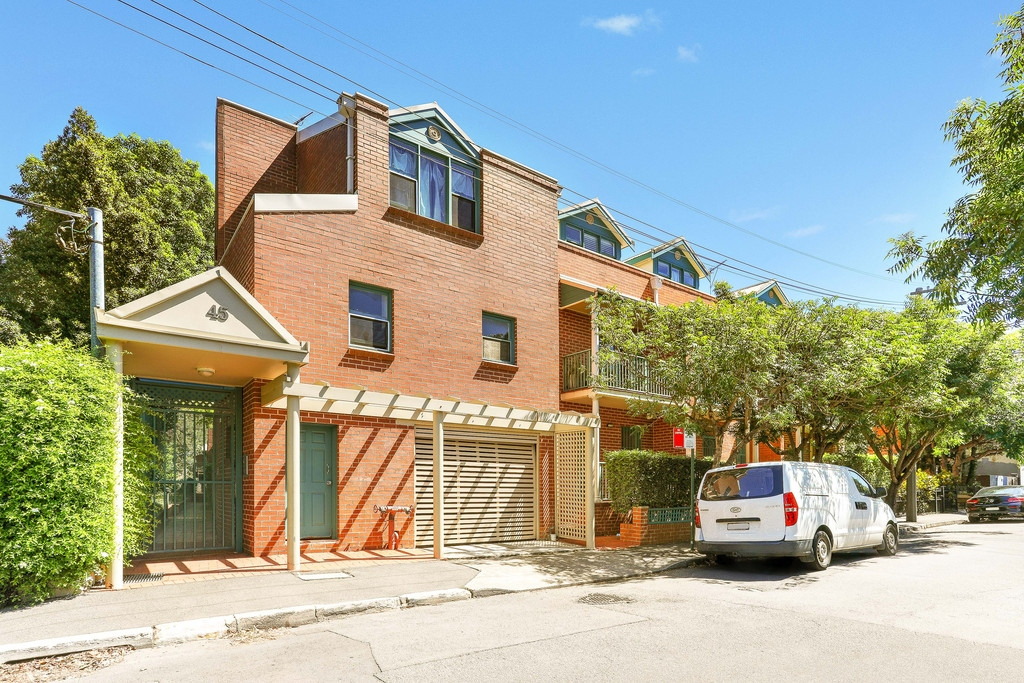 10/45 MacDonald Street, Erskineville Sold by Hudson McHugh - image 1