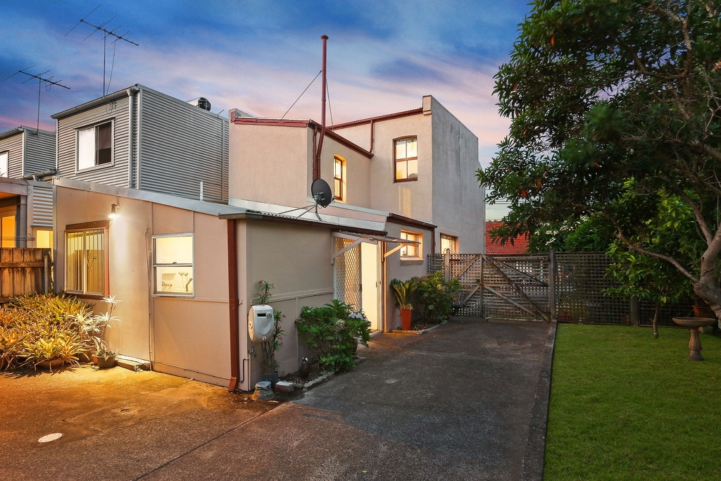 54 Annesley Street, Leichhardt Sold by Hudson McHugh - image 1