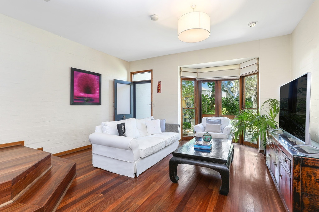 73a Ryan Street, Lilyfield Sold by Hudson McHugh - image 1