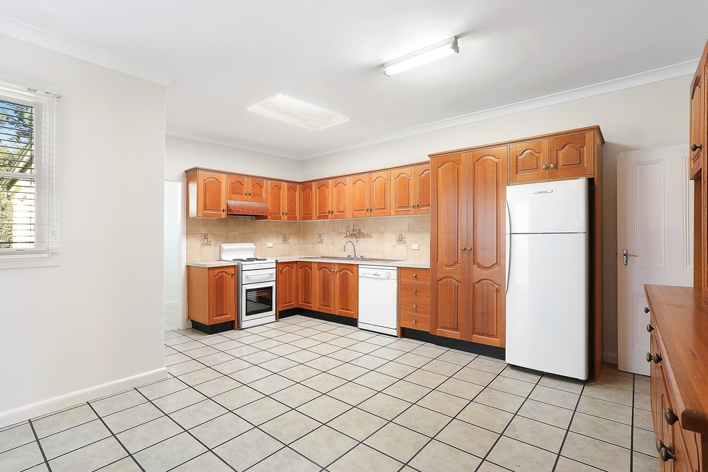 3 Paling Street, Lilyfield Sold by Hudson McHugh - image 1