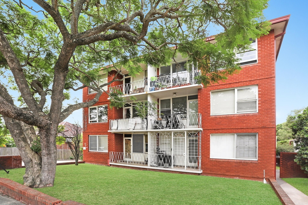 9/5 Henry Street, Ashfield Sold by Hudson McHugh - image 1