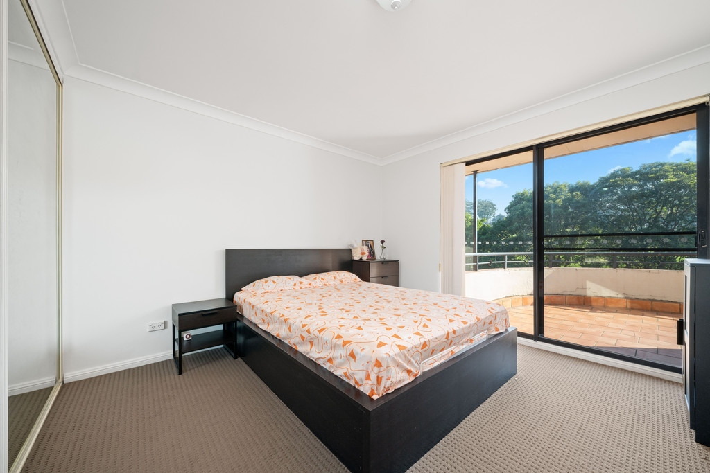 6/20 Pitt Street, Parramatta Sold by Hudson McHugh - image 1