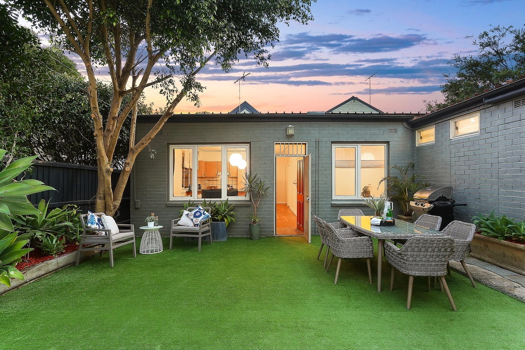 49 Newington Road, Marrickville Sold by Hudson McHugh - image 1