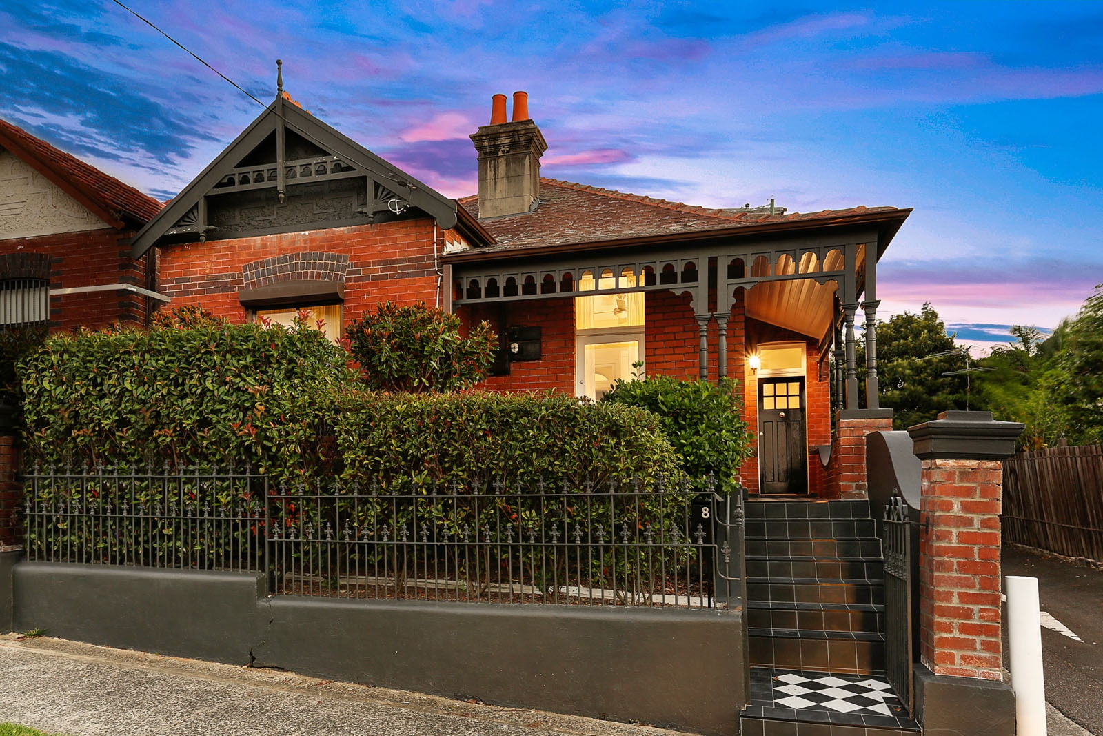 8 MacAuley Street, Leichhardt Sold by Hudson McHugh - image 1