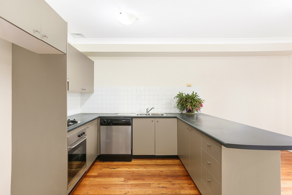 7/130 William Street, Leichhardt Sold by Hudson McHugh - image 1