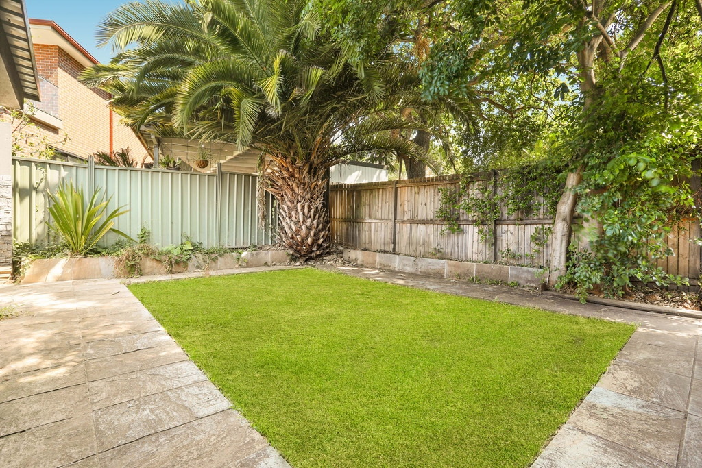 3 Aubrey Street, Stanmore Sold by Hudson McHugh - image 1