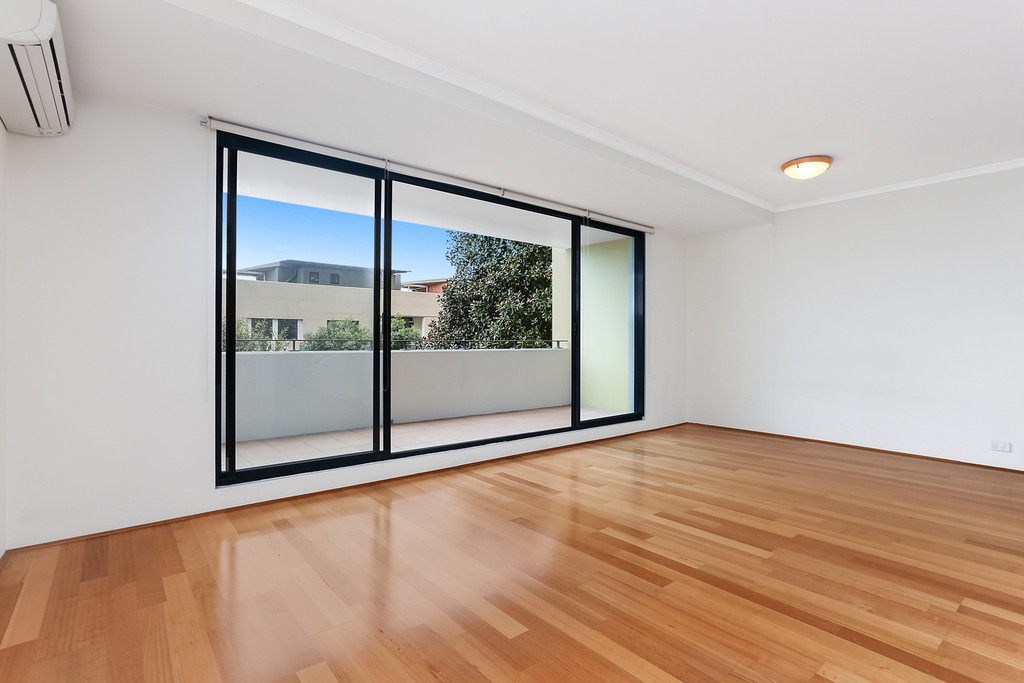 D604/780 Bourke Street, Redfern Leased by Hudson McHugh - image 1