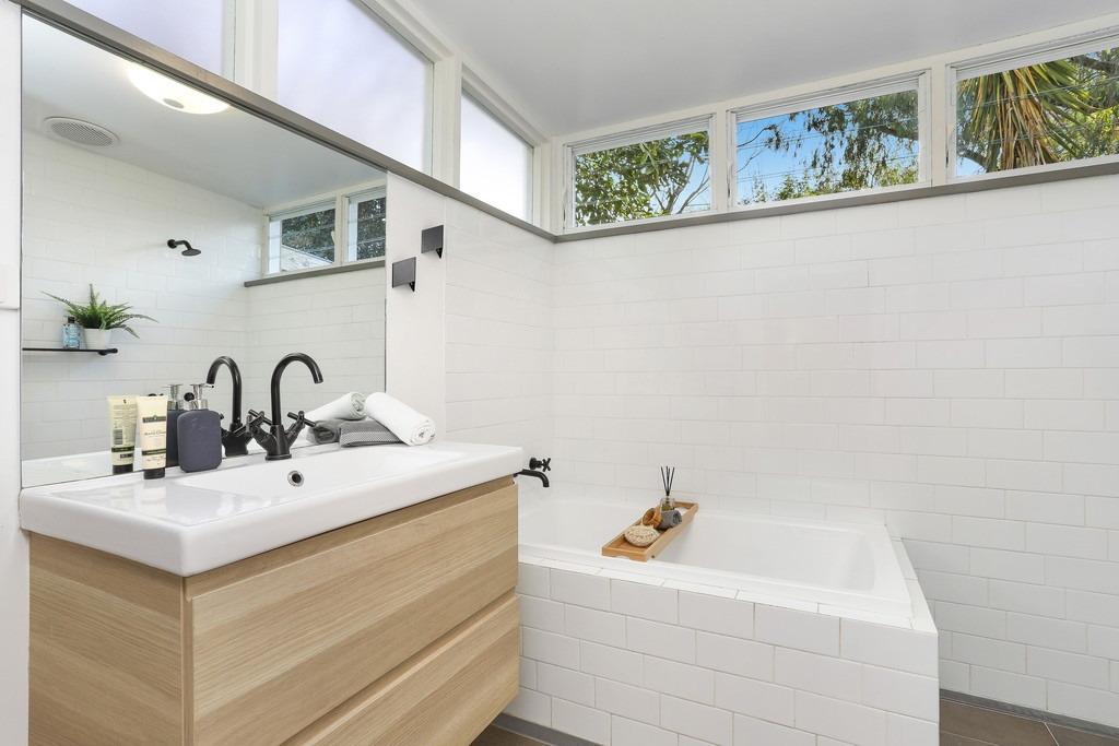 12 Garners Avenue, Marrickville Sold by Hudson McHugh - image 1