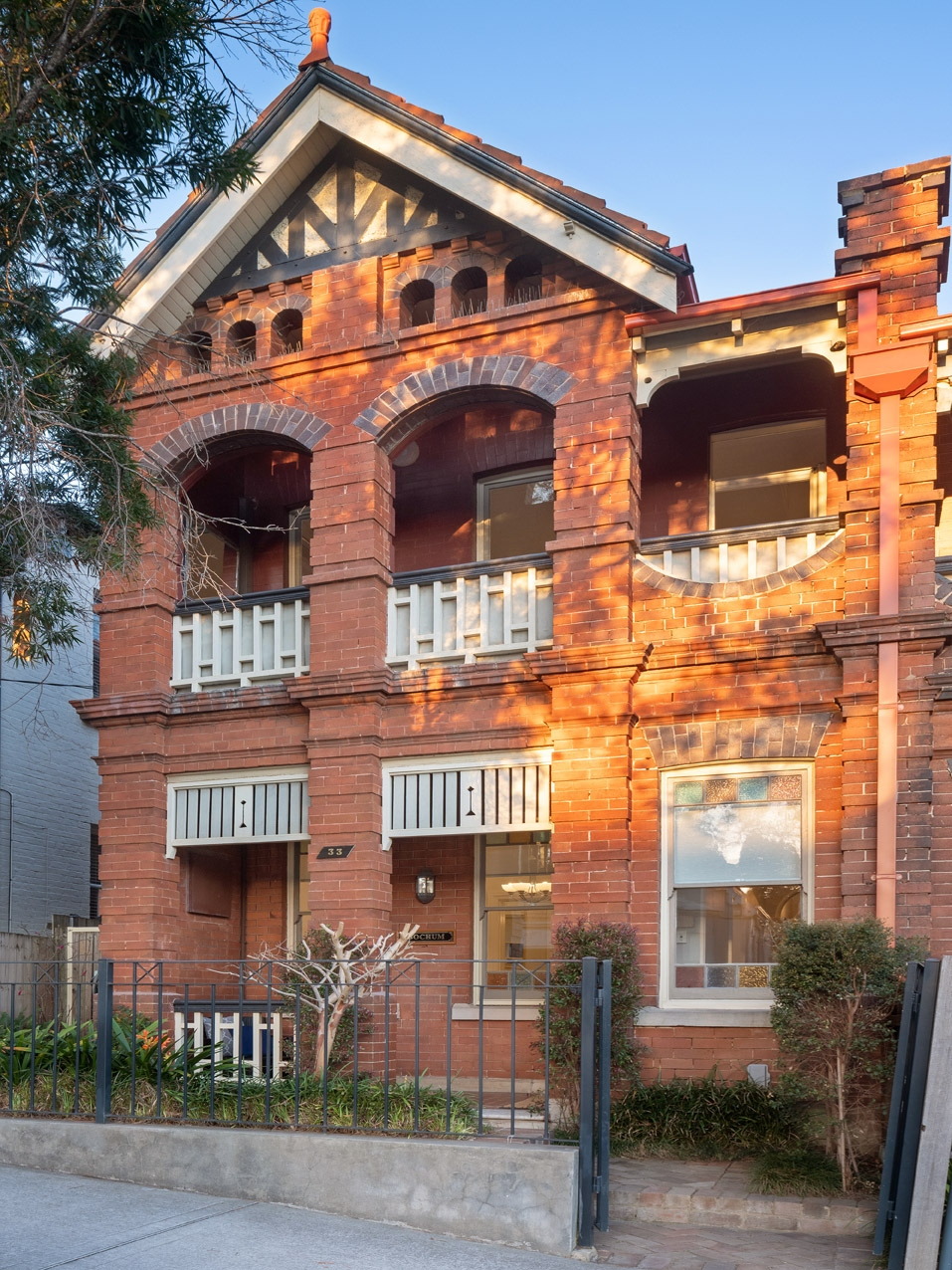 33 John Street, Petersham Sold by Hudson McHugh - image 1