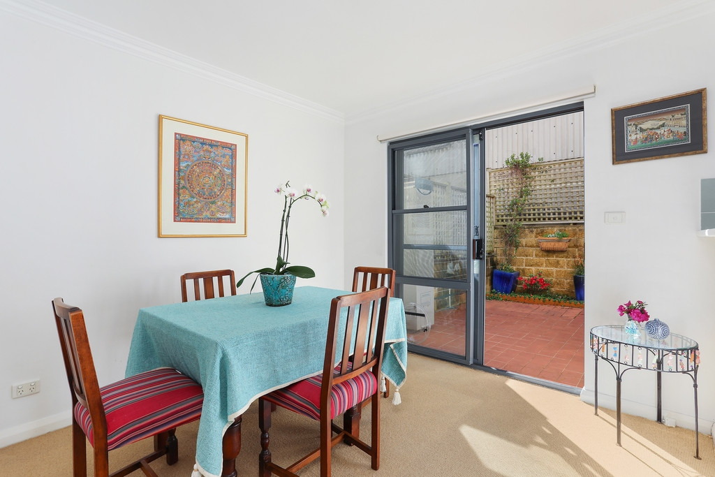 18/165-169 Allen Street, Leichhardt Sold by Hudson McHugh - image 1